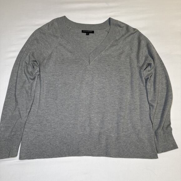 Banana Republic Womens Medium Sweater Gray Long Sleeve Modal Blend V Neck EUC - Picture 1 of 12